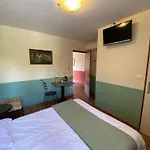 La Table Du Cure Hotel