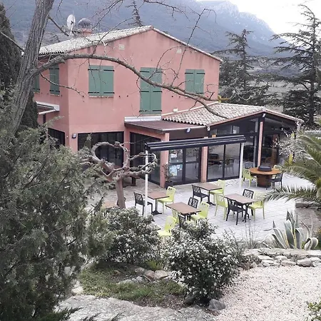 La Table Du Cure Hotel Cucugnan