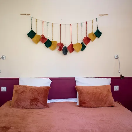 Chambres à la Table du Curé Hotel Cucugnan
