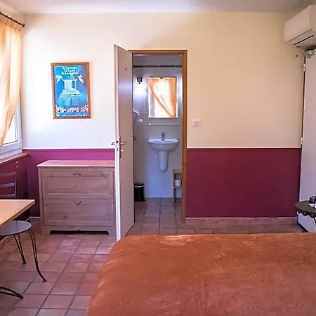 A La Table Du Cure Hotell Cucugnan