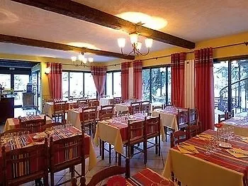A La Table Du Cure 4* Cucugnan